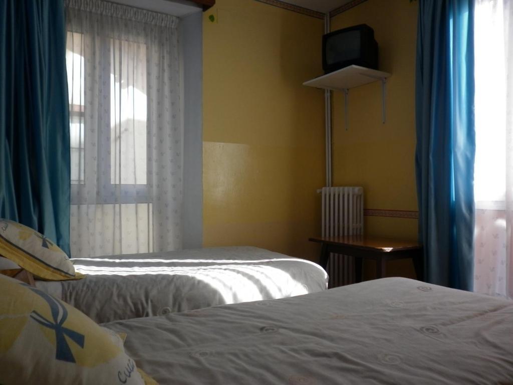 Hotel Fonda Cerdanya Puigcerdà Exteriér fotografie